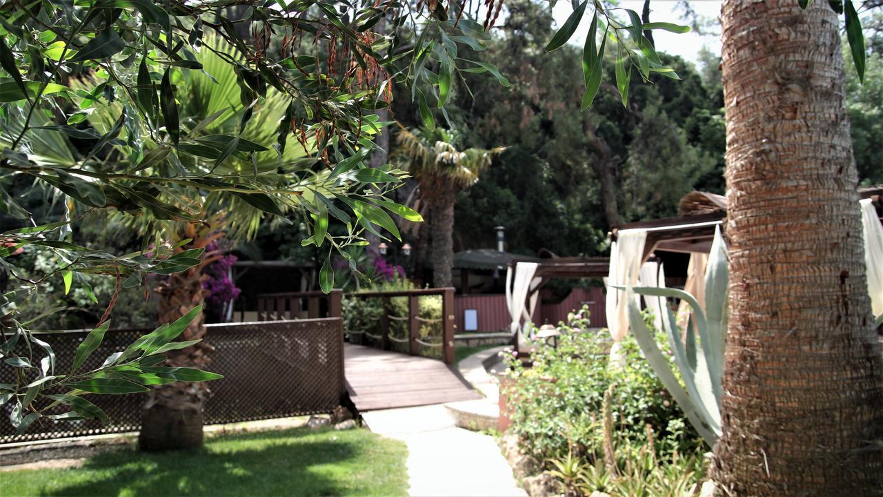 Baga Hotel Akyaka  Exterior photo